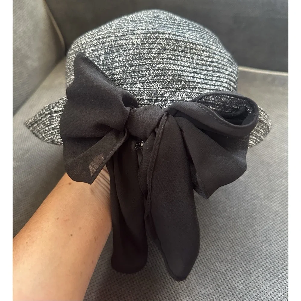 Goorin Bros Hat 100% Paper Woman's Large NWT‎ Black And White Bow